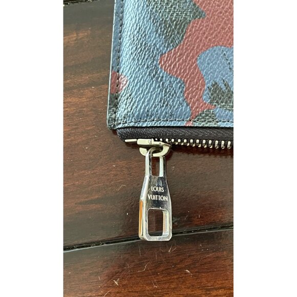 Louis Vuitton Mens' Pochette Joule GM Clutch Bag Camouflage - Picture 2 of 6